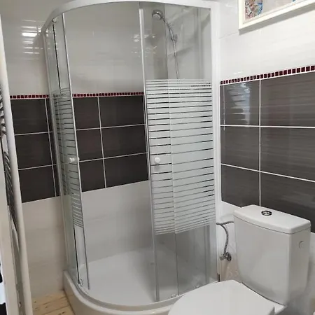 Art-house 4 Attic Daire