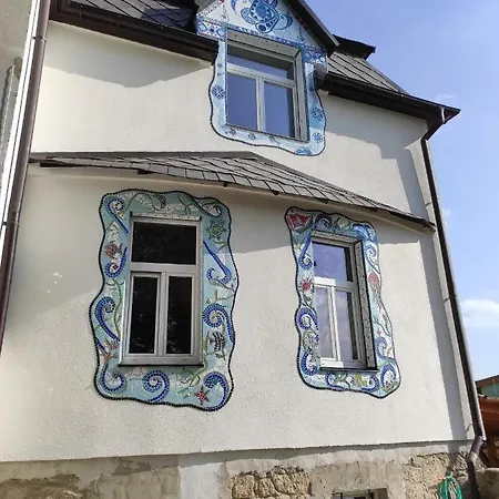 Apartment Art-house 4 Attic Decin